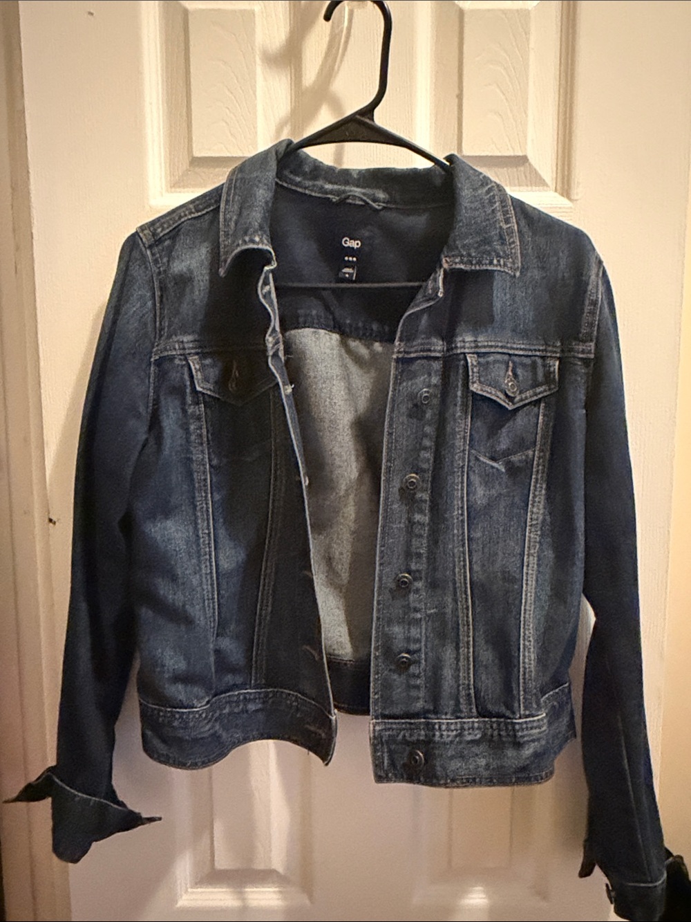 GAP Women's Dark Blue Denim Trucker Jacket